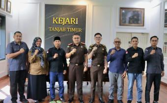 Konsolidasi Demokrasi Bersama Kejari Tanjab Timur